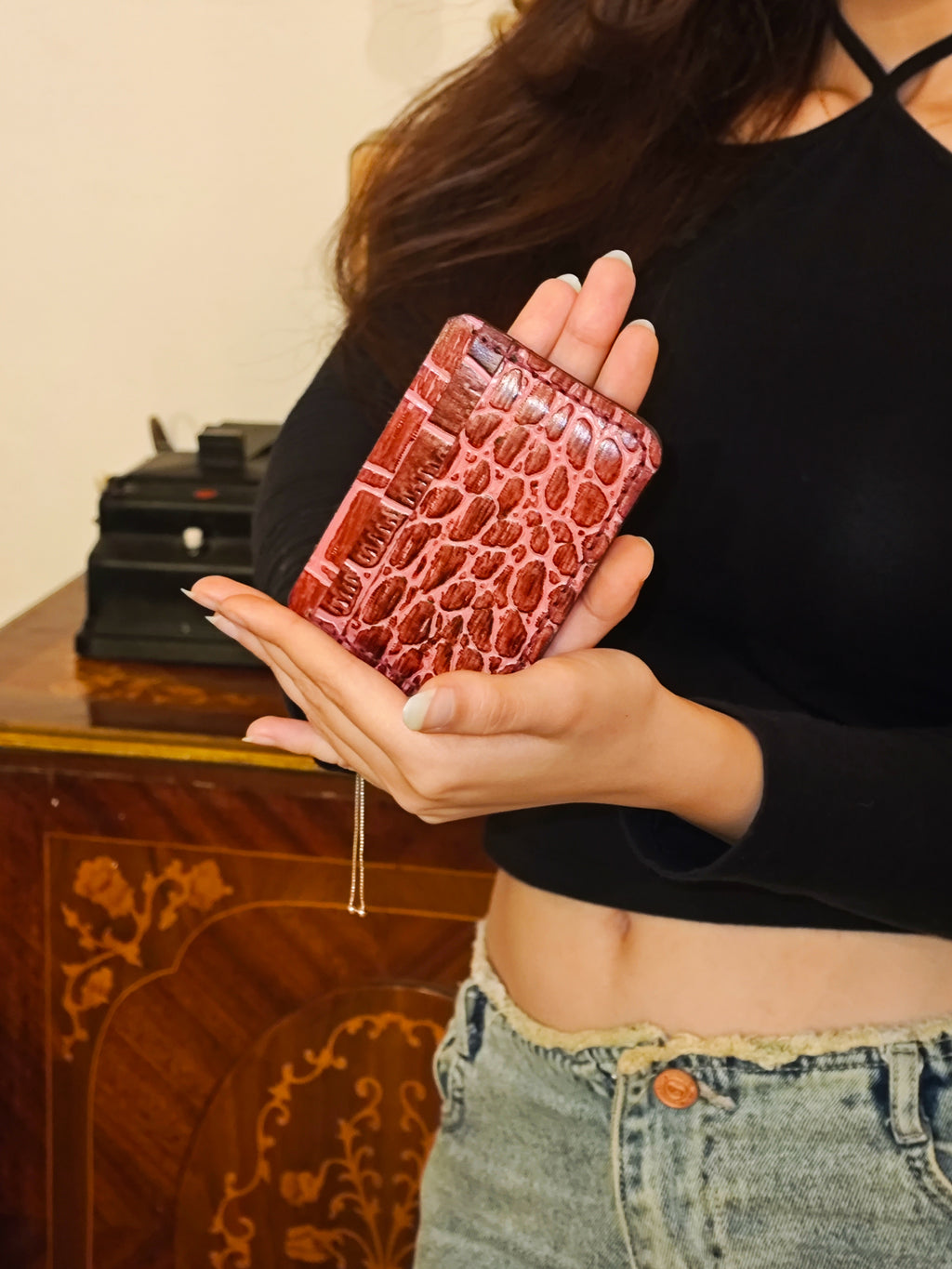 Croc-Burgundy cardholder